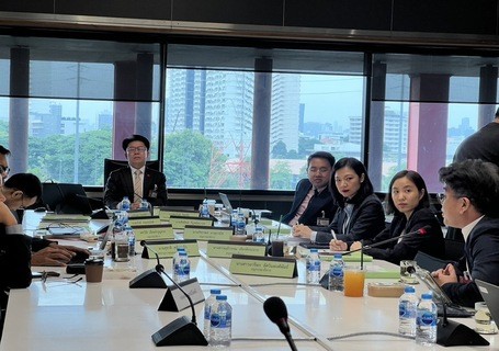 การประชุมคณะอนุกรรมาธิการศึกษาแนวทางการพัฒนาเศรษฐกิจผ่านอุตสาหกรรมสีเขียว