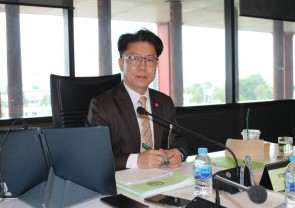 การประชุมคณะอนุกรรมาธิการศึกษาแนวทางการพัฒนาเศรษฐกิจผ่านอุตสาหกรรมสีเขียว