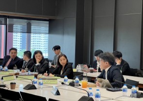 การประชุมคณะอนุกรรมาธิการศึกษาแนวทางการพัฒนาเศรษฐกิจผ่านอุตสาหกรรมสีเขียว